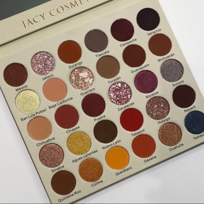 Amor a la mexicana eyeshadow palette