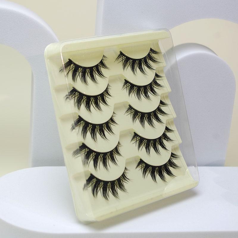 Natural False Eyelashes, 5 Pairs Wispy Cat Eye Faux Cluster Lashes, Volumized False Eyelashes for Women and Girls Eye Makeup Enhancement