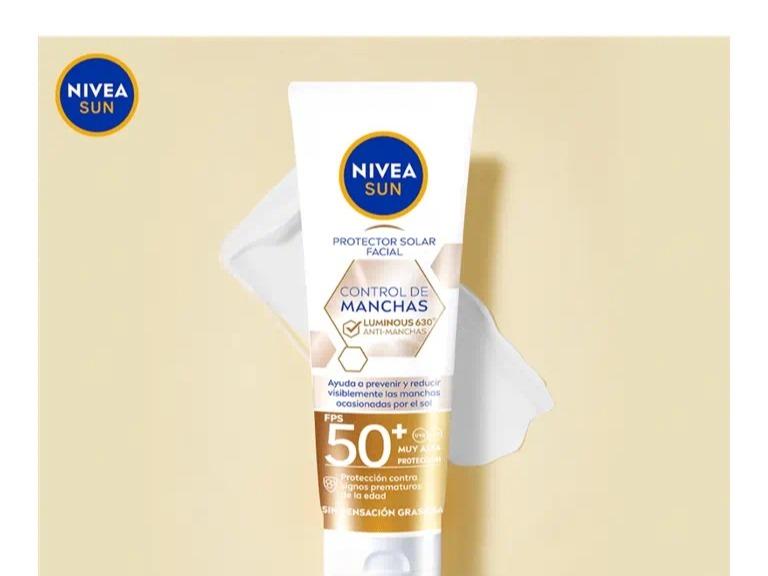 Nivea Sunprotector Dark Spot Corrector SPF50 - Moisturizing Facial Sunscreen - Skincare