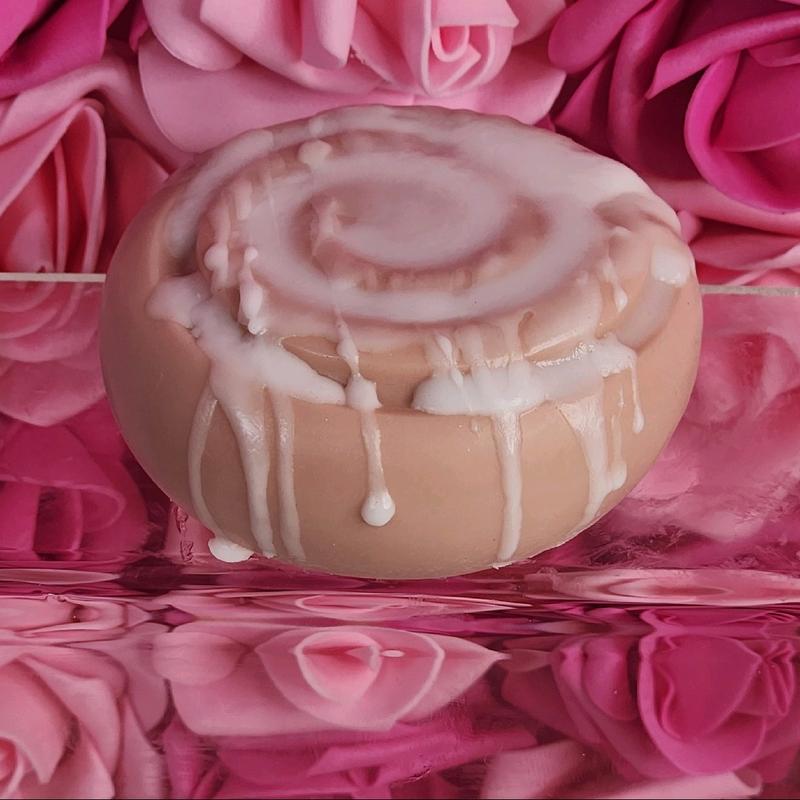 Cinnamon Roll with Icing Handmade All Natural Goat Milk & Shea Butter Soap. Cute Handcrafted Soap. Yoni Soap Bar. Faux Food Soap.